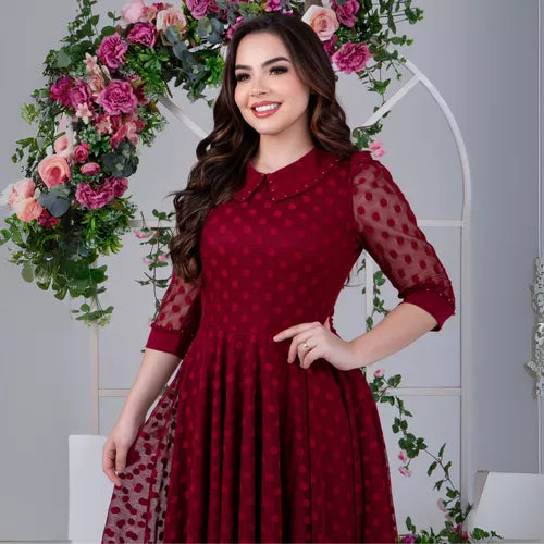 O Vestido Rebeca que Irá Transformar Seu Visual: Descubra a Elegância do Tule