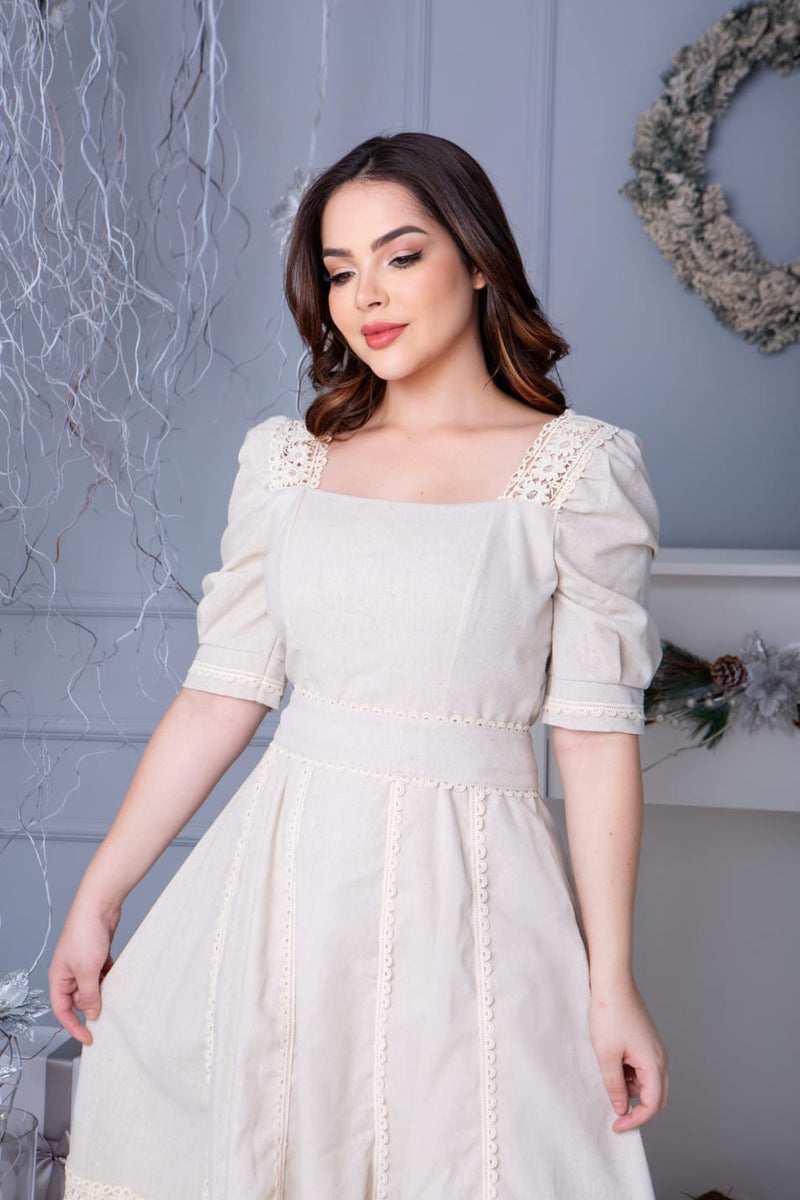 Sinta-se Linda e Confortável: Vestido Alice, o Vestido Perfeito para Celebrar Momentos Especiais!