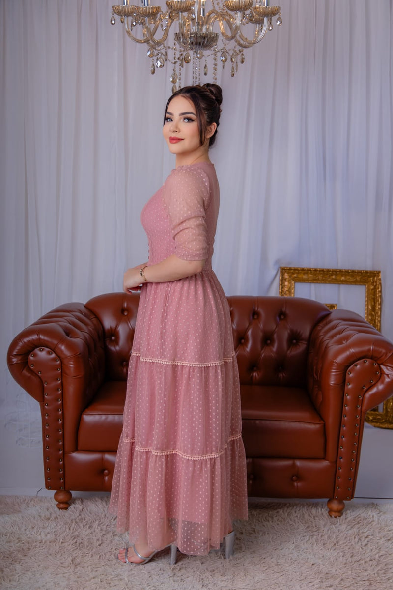 Sinta-se Linda e Confortável: Vestido Alice, o Vestido Perfeito para Celebrar Momentos Especiais!