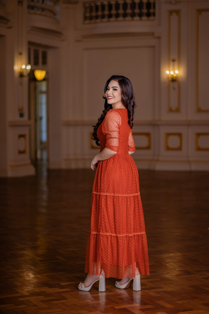 Sinta-se Linda e Confortável: Vestido Alice, o Vestido Perfeito para Celebrar Momentos Especiais!