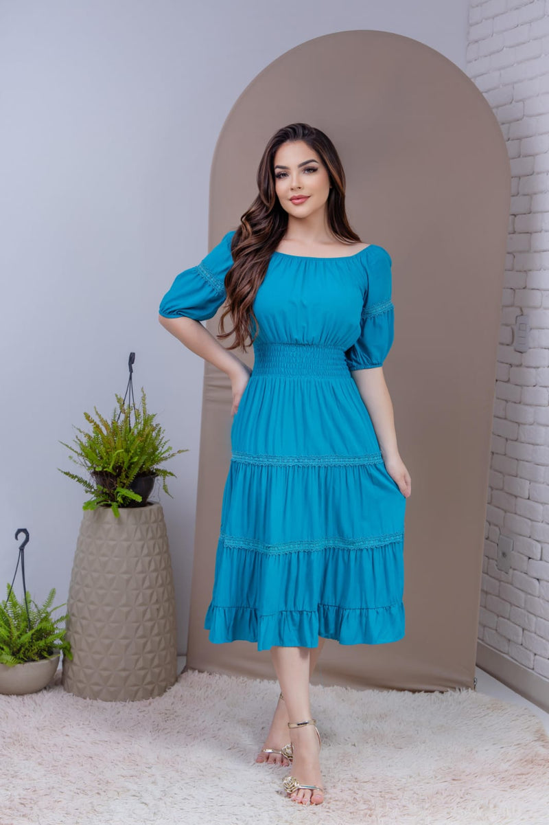 Deslumbre-se com o Vestido Laís: Leveza e Sofisticação em Cada Detalhe!