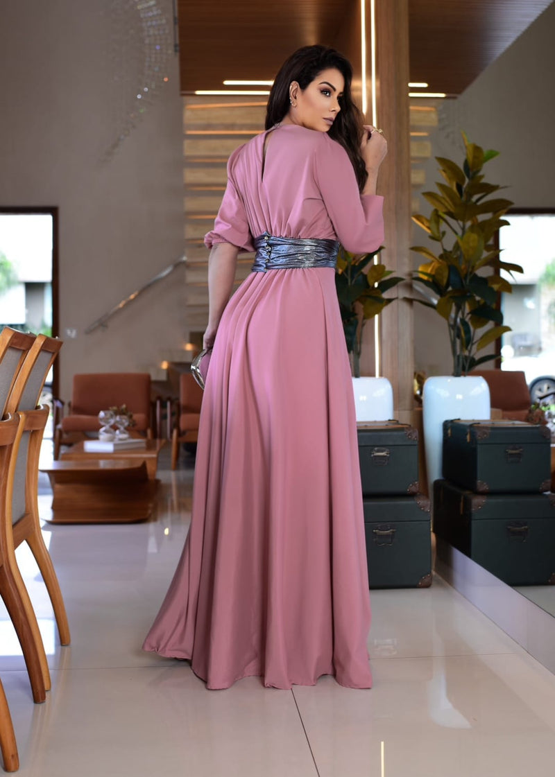 Vestido de Festa Elegante em Crepe de Seda: Cores Exclusivas e Detalhe em Faixa Prata