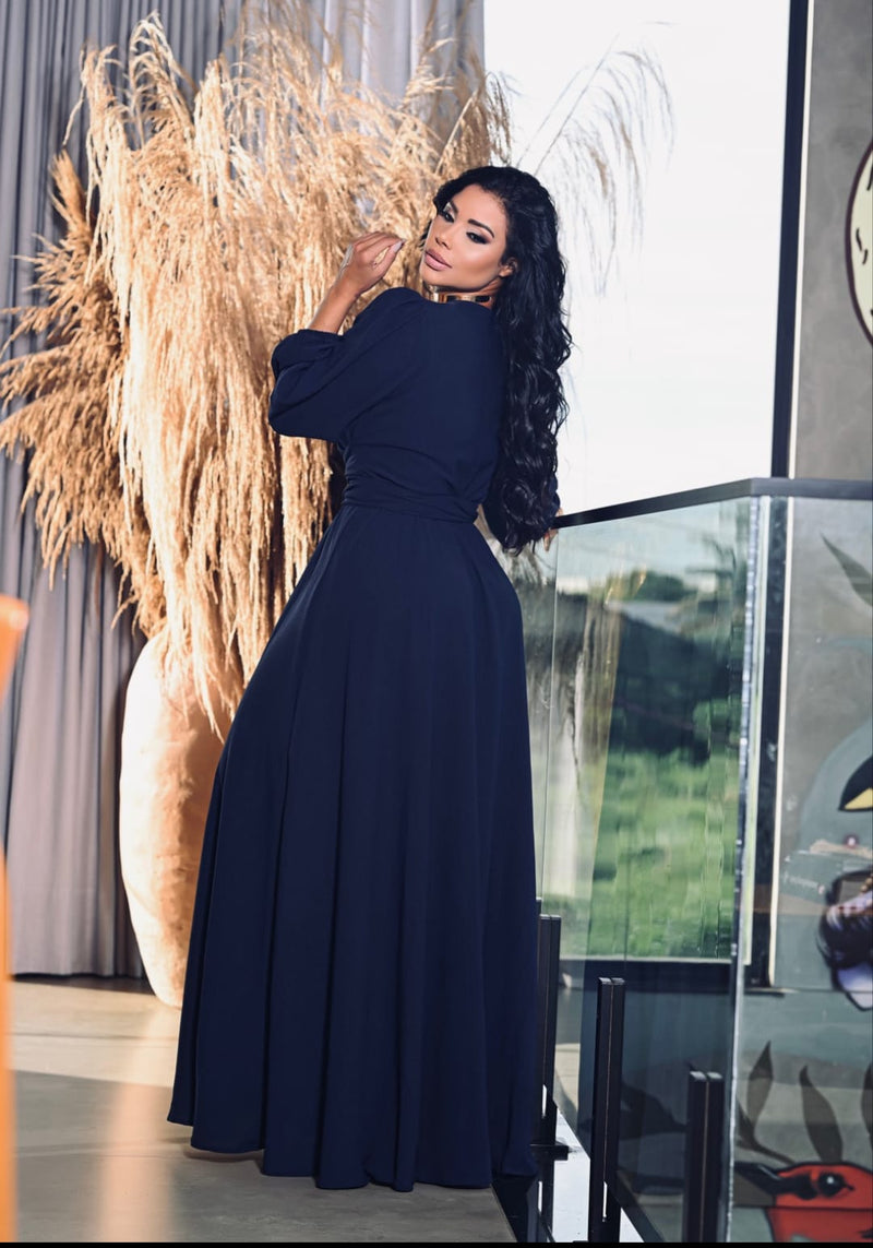 Vestido Elegante em Crepe de Seda: Conforto, Sofisticação e Ajuste Perfeito para Momentos Especiais