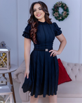 Vestido Pietra em Laise: Elegância e Romantismo em Cada Detalhe