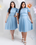 Vestido Pietra em Laise: Elegância e Romantismo em Cada Detalhe